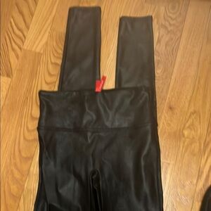 Spanx  Faux leather leggings black sz sm